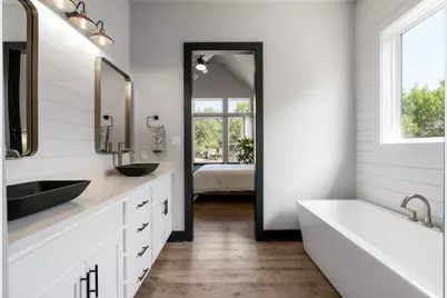 125 Brown Saddle Cove, Driftwood, TX 78619 - Photo 13