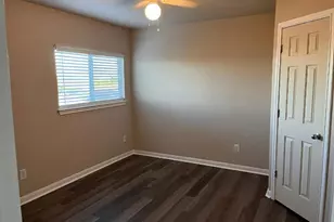 243 Devonshire Dr, Kyle, TX 78640 - Photo 7