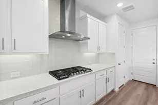 105 Cintilar St, Liberty Hill, TX 78642 - Photo 11