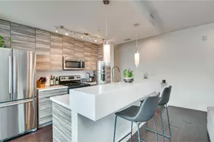 604 N Bluff Dr, Austin, TX 78745 - Photo 5