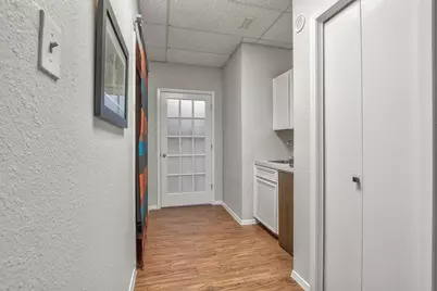 5818 Balcones Drive #201, Austin, TX 78731 - Photo 11