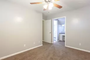 3407 Grooms St, Austin, TX 78705 - Photo 9