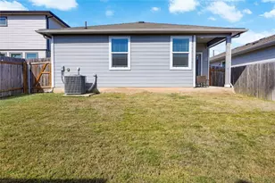 229 Fairfax Ave, San Marcos, TX 78666 - Photo 23