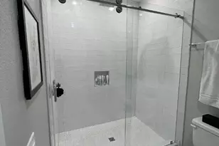 5711 Tura Ln, Austin, TX 78721 - Photo 5