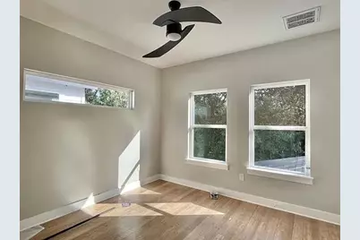 5711 Tura Lane #B, Austin, TX 78721 - Photo 7