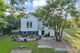 1301 & 1305 S College St, Georgetown, TX 78626 - Photo 39