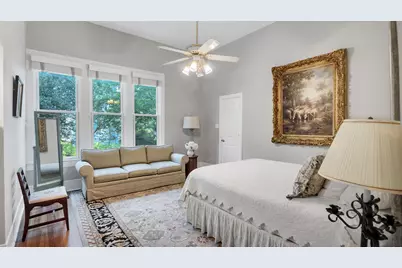 1305 S College Street, Georgetown, TX 78626 - Photo 11