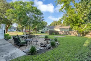 1301 & 1305 S College St, Georgetown, TX 78626 - Photo 29
