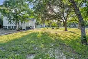 1301 & 1305 S College St, Georgetown, TX 78626 - Photo 31