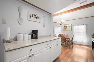 1908 Holly St, Austin, TX 78702 - Photo 7