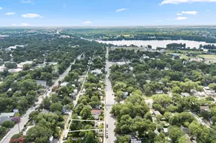 1908 Holly St, Austin, TX 78702 - Photo 15
