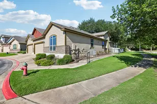 711 Rolling Oak Dr, Round Rock, TX 78664 - Photo 3