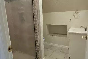 1301 Co Rd 262, Georgetown, TX 78633 - Photo 27