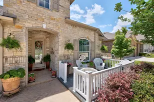 2105 Prairie Oaks Dr, Georgetown, TX 78628 - Photo 3
