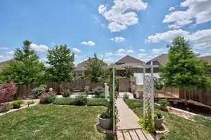 2105 Prairie Oaks Dr, Georgetown, TX 78628 - Photo 29