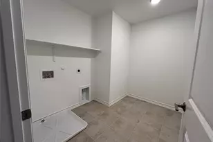 204 Doodle Ln, Hutto, TX 78634 - Photo 11