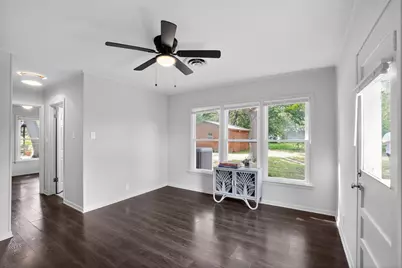 820 W Live Oak Street, Lockhart, TX 78644 - Photo 11