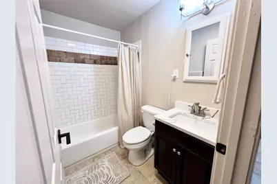 820 W Live Oak Street, Lockhart, TX 78644 - Photo 15