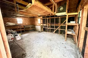 820 W Live Oak St, Lockhart, TX 78644 - Photo 29