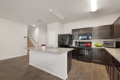 5908 Brampton Lane, Austin, TX 78724 - Photo 5