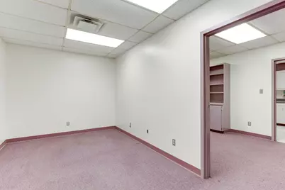605 Upton Avenue, Schulenburg, TX 78956 - Photo 7