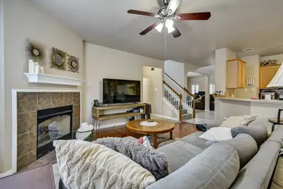 1720 Lynnville Trail, Austin, TX 78727 - Photo 15