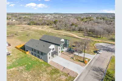 306 S Avenue P Avenue #B, Marble Falls, TX 78654 - Photo 3
