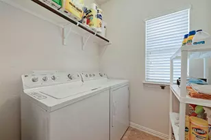 265 Shale Cir, Buda, TX 78610 - Photo 17