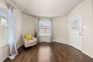 129 Hematite Ln, Jarrell, TX 76537 - Photo 17