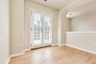2924 Bond Dr, Austin, TX 78741 - Photo 15