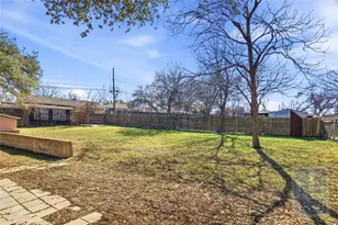 4405 Terrilance Dr, Austin, TX 78741 - Photo 31