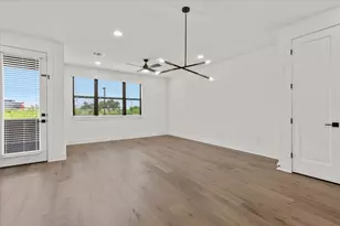 315 Holton Dr, Austin, TX 78737 - Photo 19