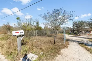 214 The Ranch Rd, Del Valle, TX 78617 - Photo 25