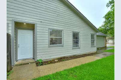 13207 Saxby Court, Austin, TX 78729 - Photo 3