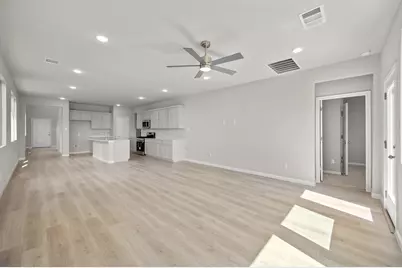 207 Hornet Street, Elgin, TX 78621 - Photo 11