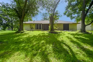 4614 Bundyhill Dr, Austin, TX 78723 - Photo 5