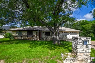 4614 Bundyhill Dr, Austin, TX 78723 - Photo 3
