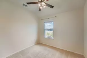 318 Schuylerville Dr, Elgin, TX 78621 - Photo 27