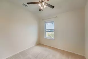 318 Schuylerville Dr, Elgin, TX 78621 - Photo 27