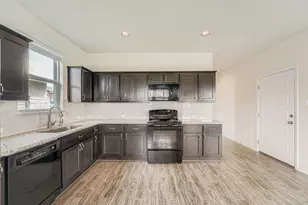 318 Schuylerville Dr, Elgin, TX 78621 - Photo 17