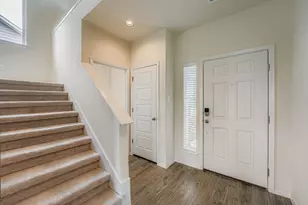 318 Schuylerville Dr, Elgin, TX 78621 - Photo 13