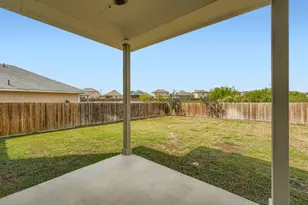 318 Schuylerville Dr, Elgin, TX 78621 - Photo 29