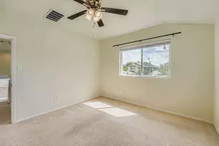 318 Schuylerville Dr, Elgin, TX 78621 - Photo 19