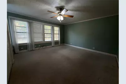 805 Howard Street, Taylor, TX 76574 - Photo 15