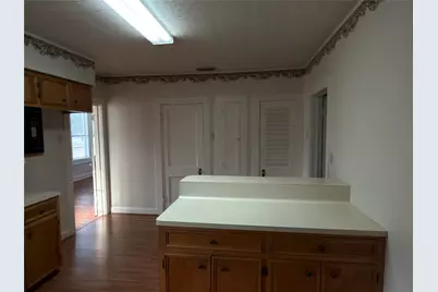 805 Howard Street, Taylor, TX 76574 - Photo 11