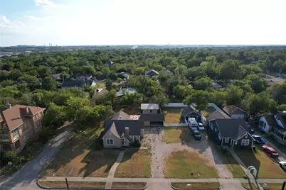 805 Howard Street, Taylor, TX 76574 - Photo 3