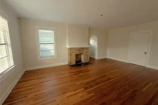 805 Howard St, Taylor, TX 76574 - Photo 7
