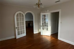 805 Howard St, Taylor, TX 76574 - Photo 13
