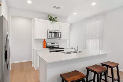 149 Cutleaf Cove #31, San Marcos, TX 78666 - Photo 5