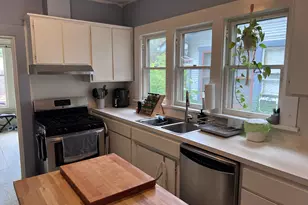 307 E 35th St, Austin, TX 78705 - Photo 13